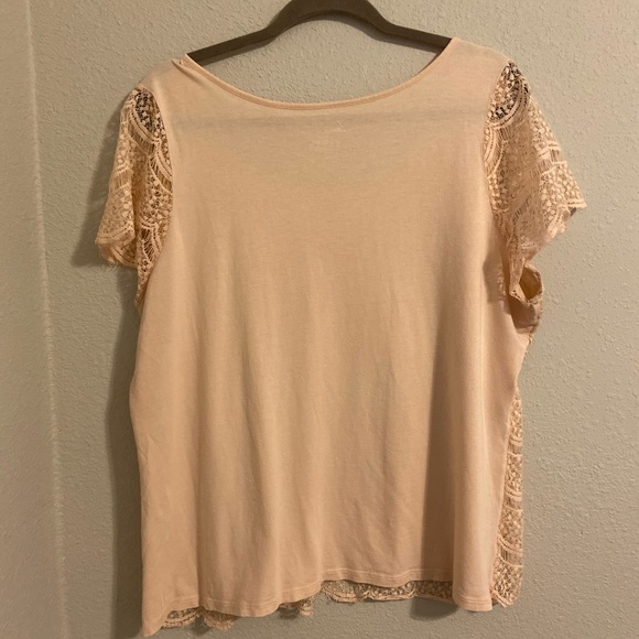 Perfect Peach Lace Top - Picture 5 of 7